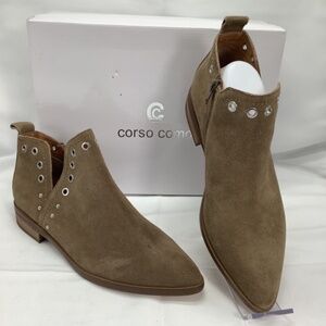 CORSO Como Diana Taupe Suede Ankle Boots with Grommets 9.5M